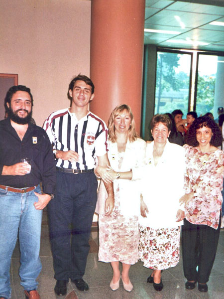 Da esquerda para a direita: Luís Américo, Jorge Nundes, Conceição Carvalho (Chefe DCC), Jarmila (Chefe Biblioteca), Regina Mercadante (DCC)